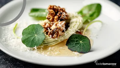 Pastry chefs revolt against the dominance of sweet with green desserts