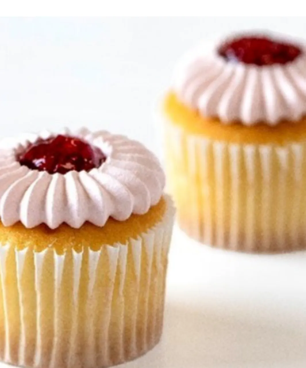 Better-For-You Strawberry Cupcake - Puratos